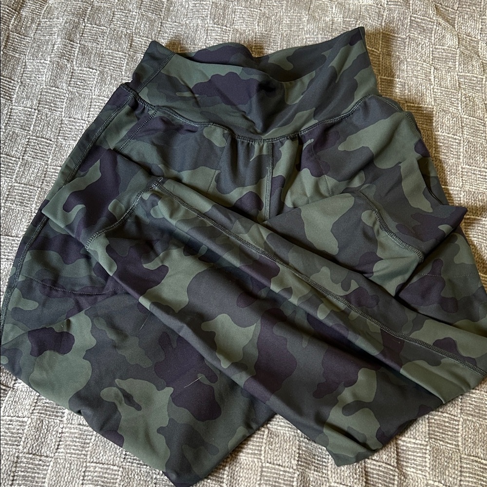 Old Navy Active Camouflage Joggers